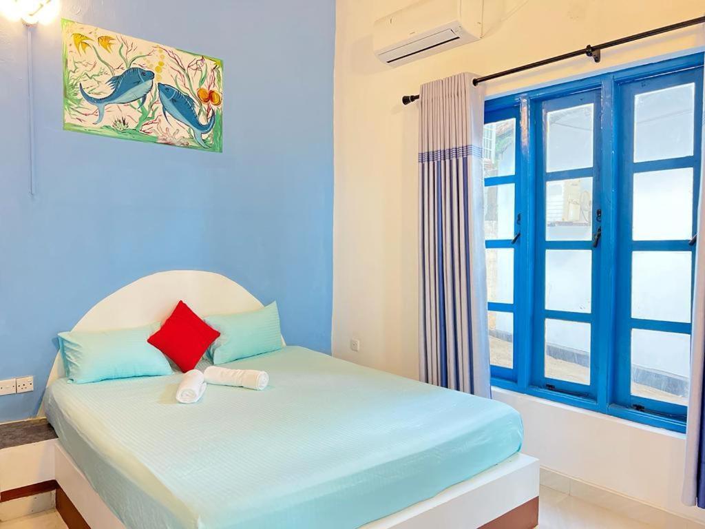 Tsunami Beach Hotel Аругам-Бей Екстер'єр фото